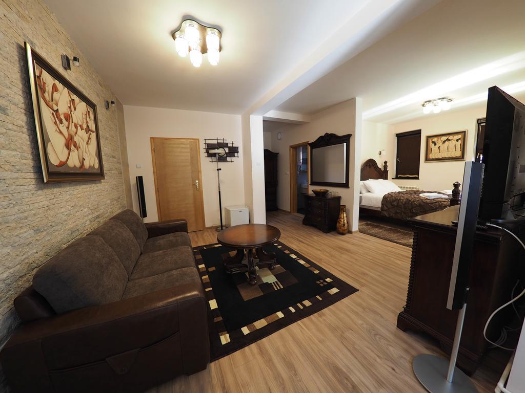 Guest house DON-lux Pljevlja Extérieur photo
