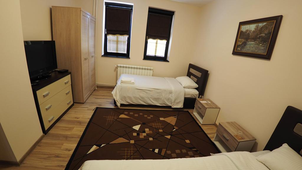 Guest house DON-lux Pljevlja Extérieur photo